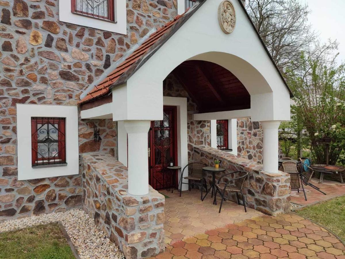 Szent Orbán Vendégház Ábrahámhegy Exterior foto